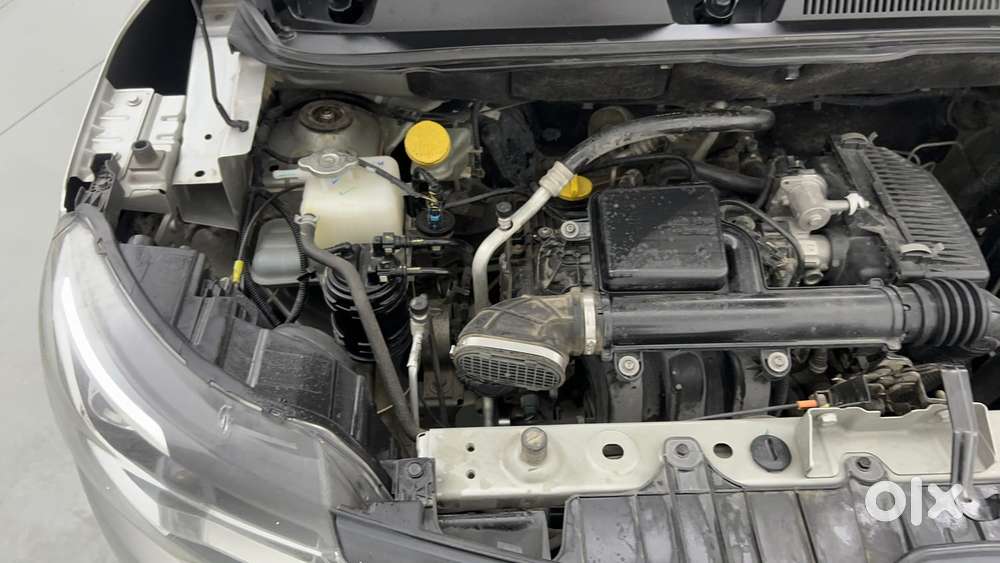 Renault Triber Rxz Easy-r Amt, 2022, Petrol