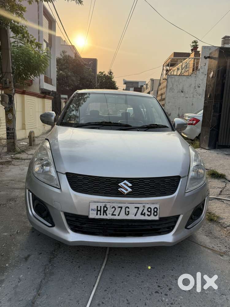 Maruti Suzuki Swift Vxi 1.2 Abs Bs-iv, 2017, Petrol