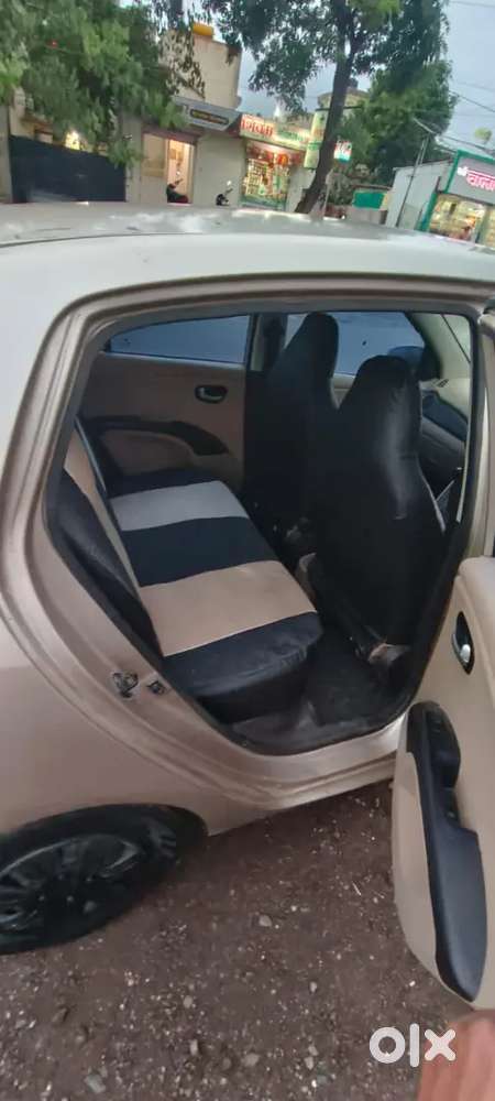 Hyundai I10 Sportz 2010