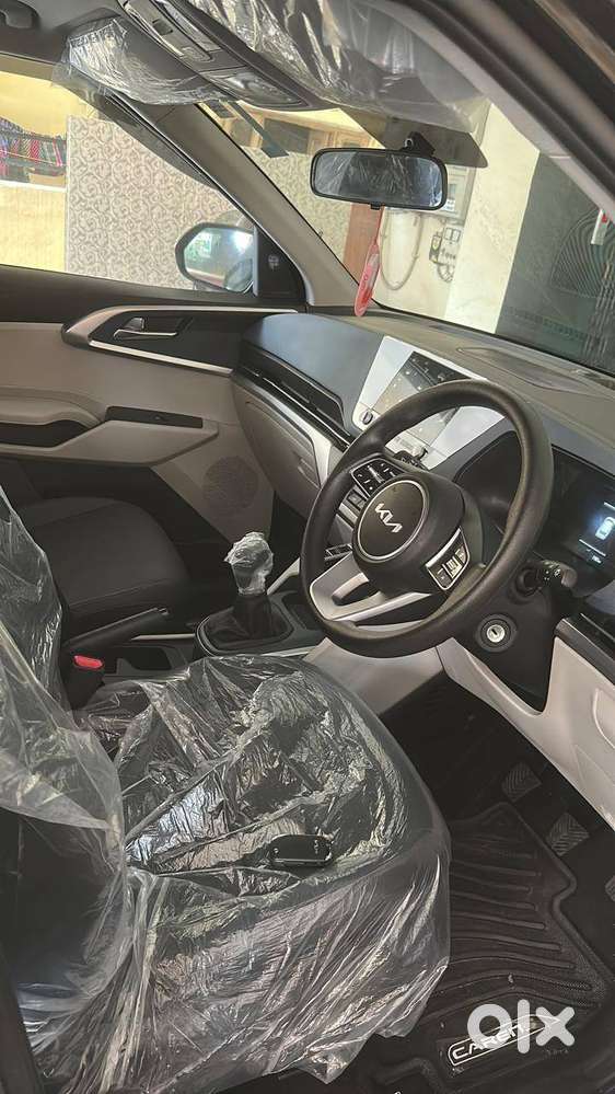 Brand New Kia Carens 2026 1.5 Premium Optional