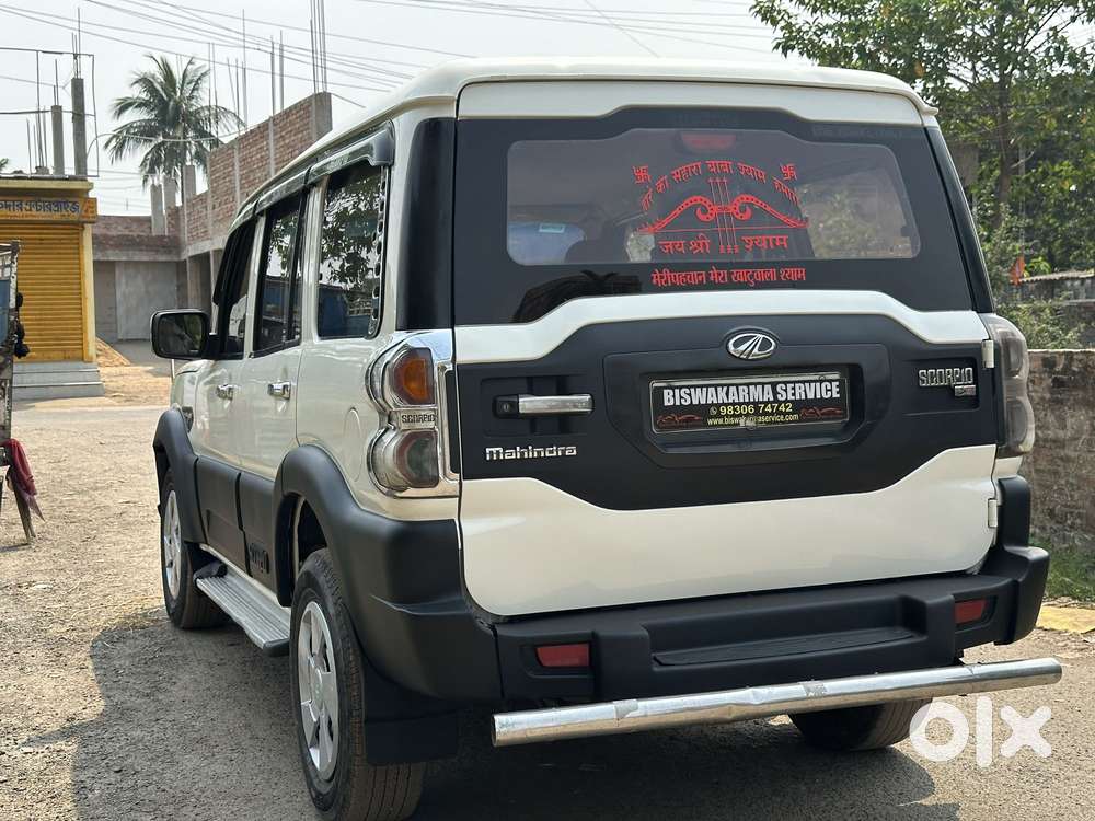 Mahindra Scorpio S4 Plus 9s, 2015, Diesel