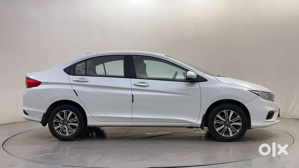 Honda City 1.5 V 4th Gen I-vtec Mt, 2022, Petrol