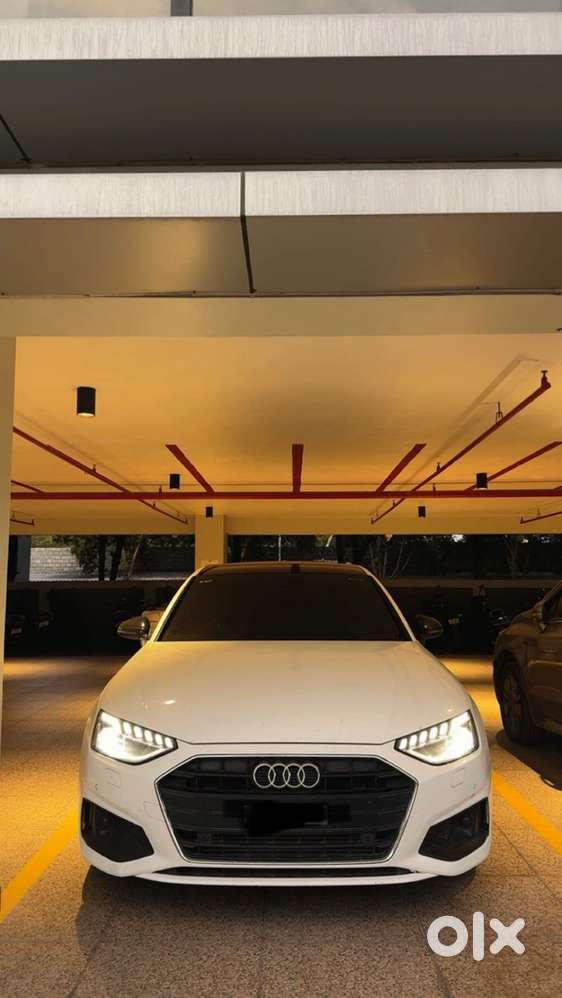 Audi A4 Petrol 2022, Km Driven 58000