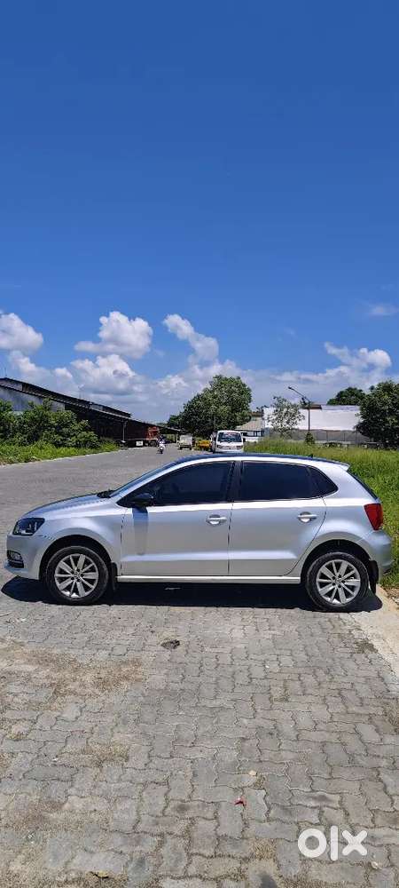 Polo Highline 1.2 Mpi Manual 2015 Petrol  Company Maintained  Kl39