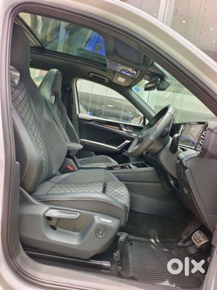 Volkswagen Tiguan R-line, 2025, Petrol
