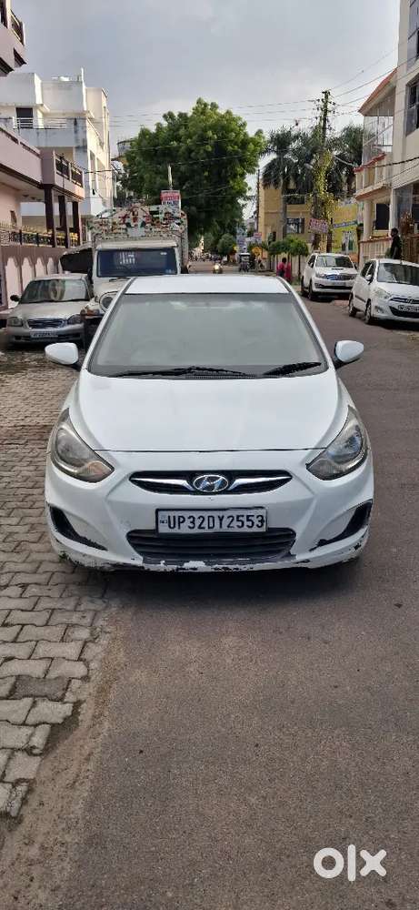 Hyundai Fluidic Verna 2011