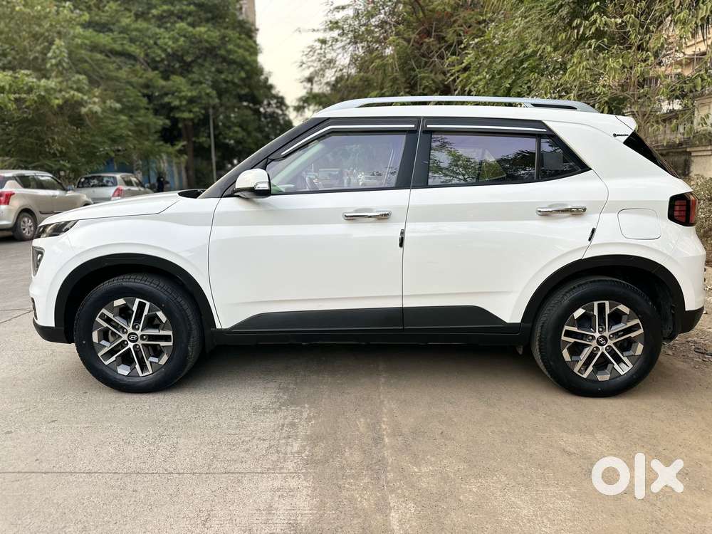 Hyundai Venue Sx (o) Mt 1.5 Diesel, 2023, Diesel