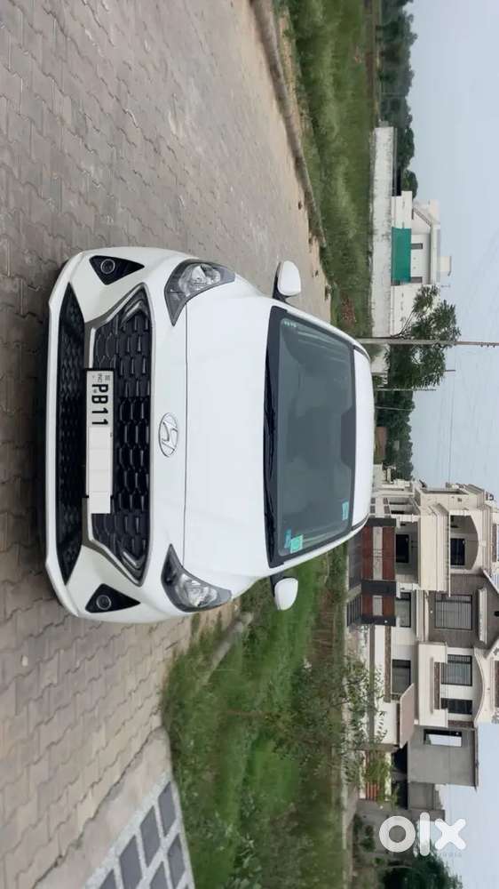 Hyundai Aura 2020 Car Available
