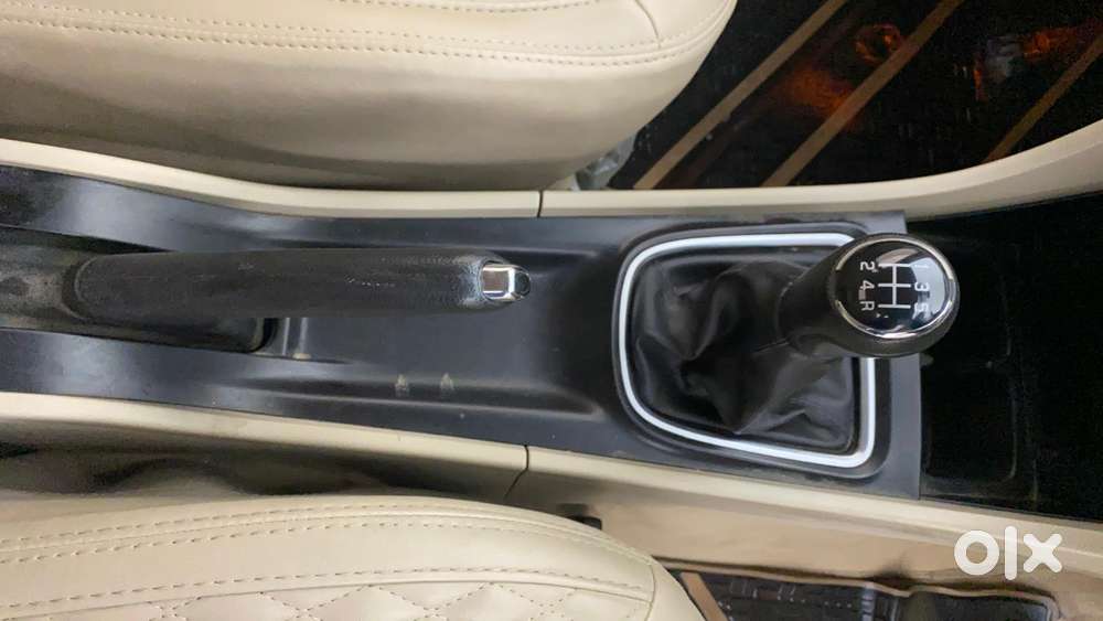 Maruti Suzuki Ciaz 1.5 Zeta Shvs Mt, 2022, Petrol