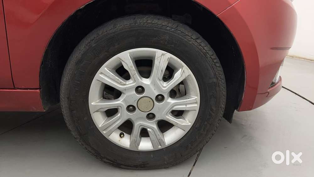 Tata Tiago Xz, 2017, Petrol