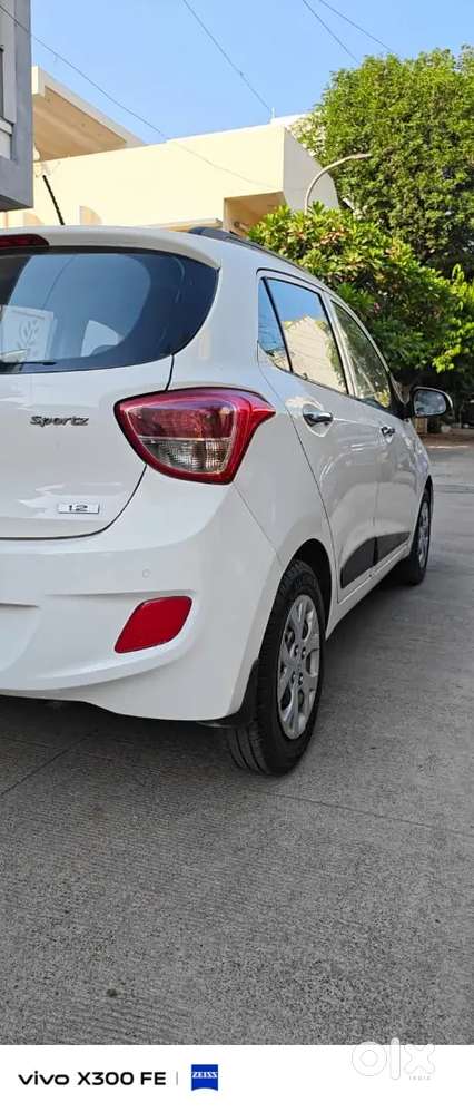 Hyundai Grand I10 1.2 Sportz 2015