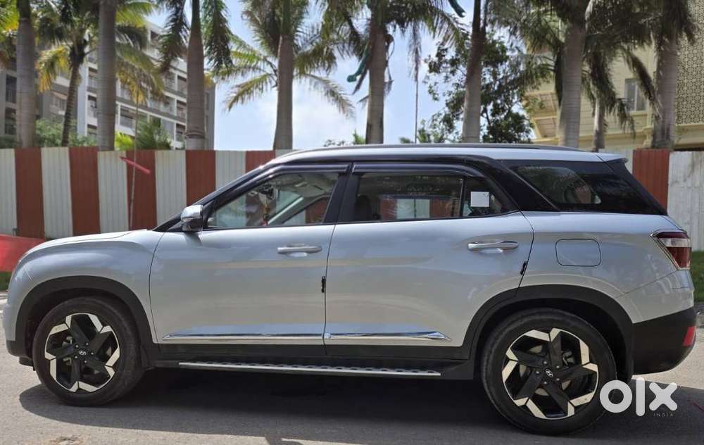 Hyundai Alcazar 2.0 Platinum (o) Petrol At 7 Str, 2023, Petrol