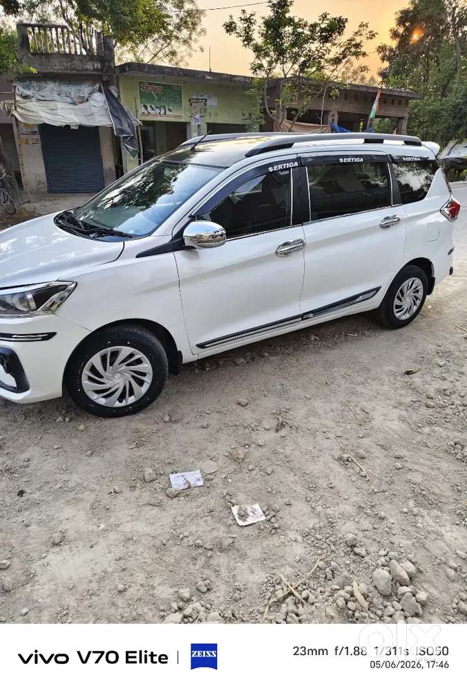 Ertiga Vxi Cng & Petrol