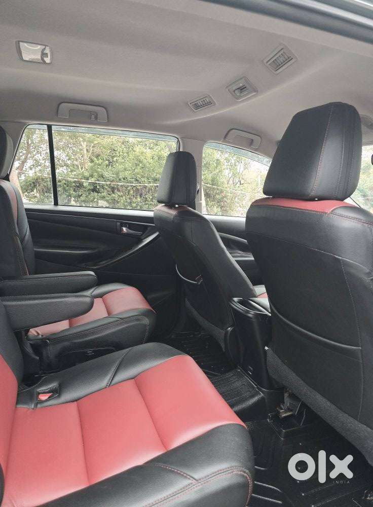 Toyota Innova Crysta [2020-ongoing] 2.4 Gx At 7 Str, 2021, Diesel