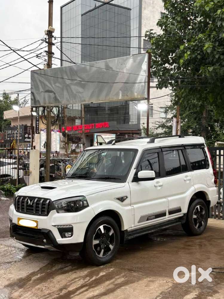 Mahindra Scorpio Classic 2.2 S 11 Mt 7 Cc, 2024, Petrol
