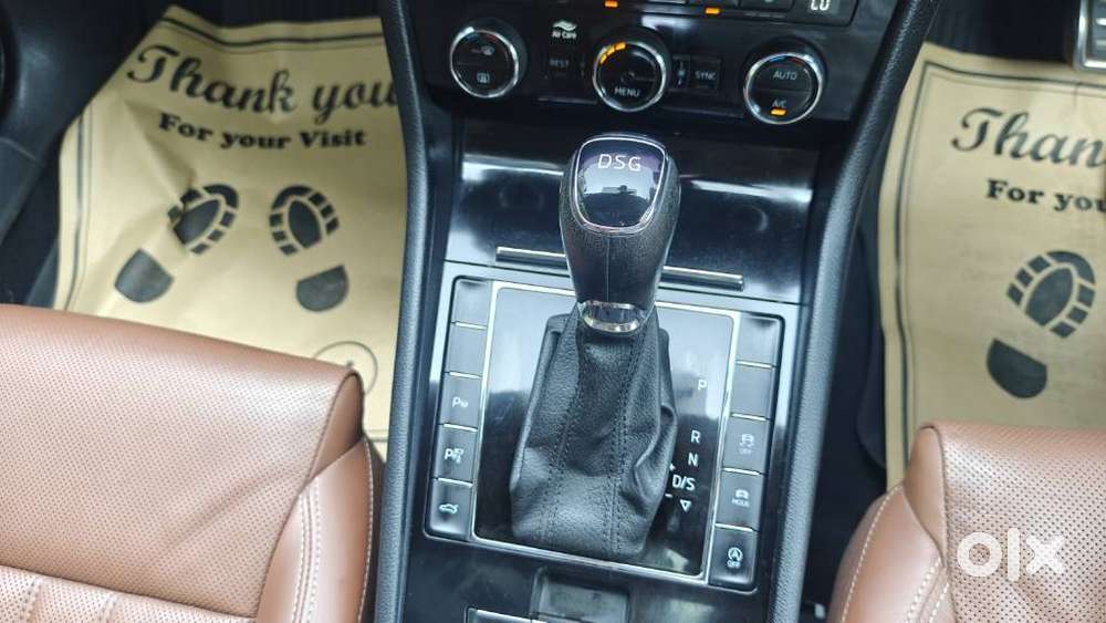 Skoda Superb 2.0 L&k Tsi At, 2022, Petrol