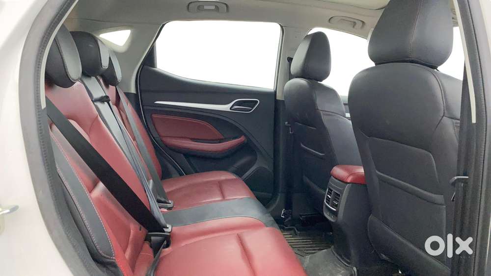 Mg Astor 1.3 Savvy Turbo At S Red, 2023, Petrol