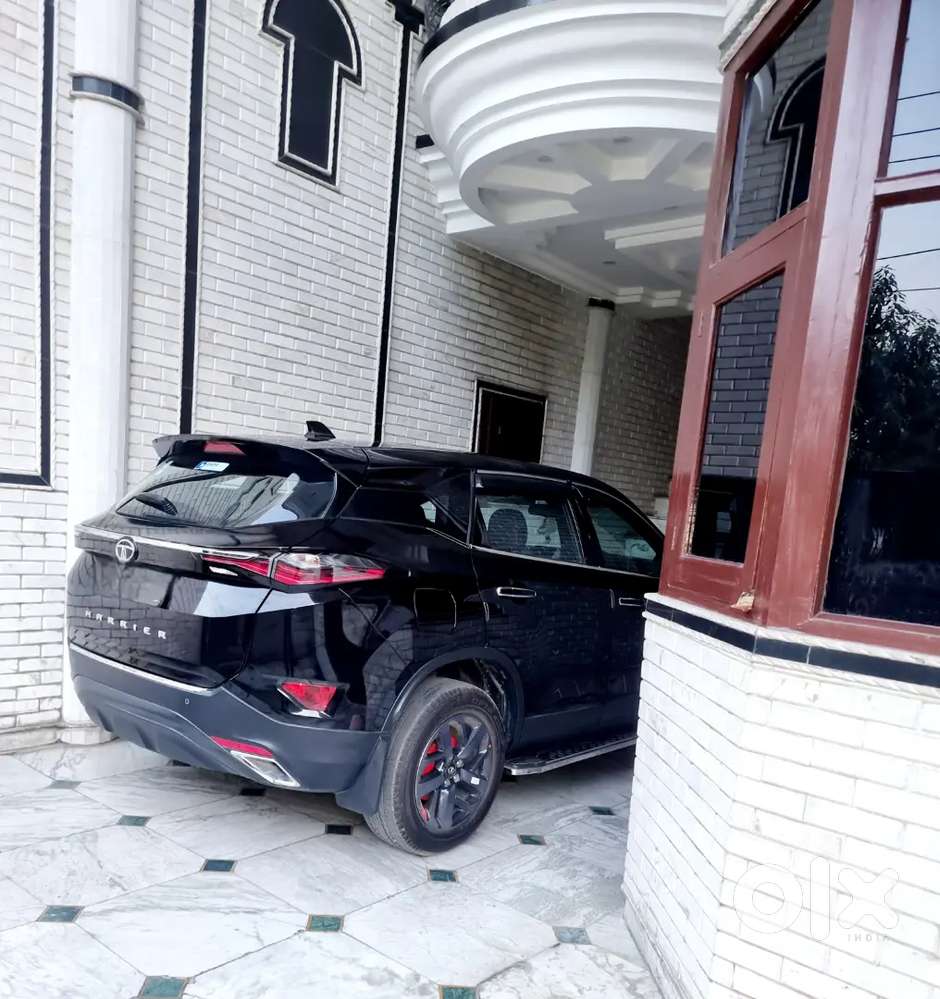 Show Room Condition,like New. Original All Things