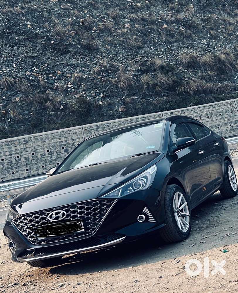 Hyundai Verna 2022 Diesel 100000 Km Driven