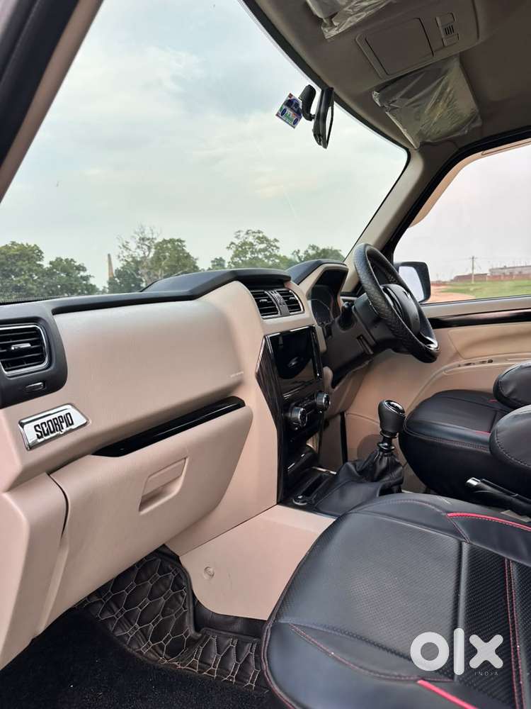Mahindra Scorpio Classic 2.2 S 11 Mt 7 Str, 2024, Diesel
