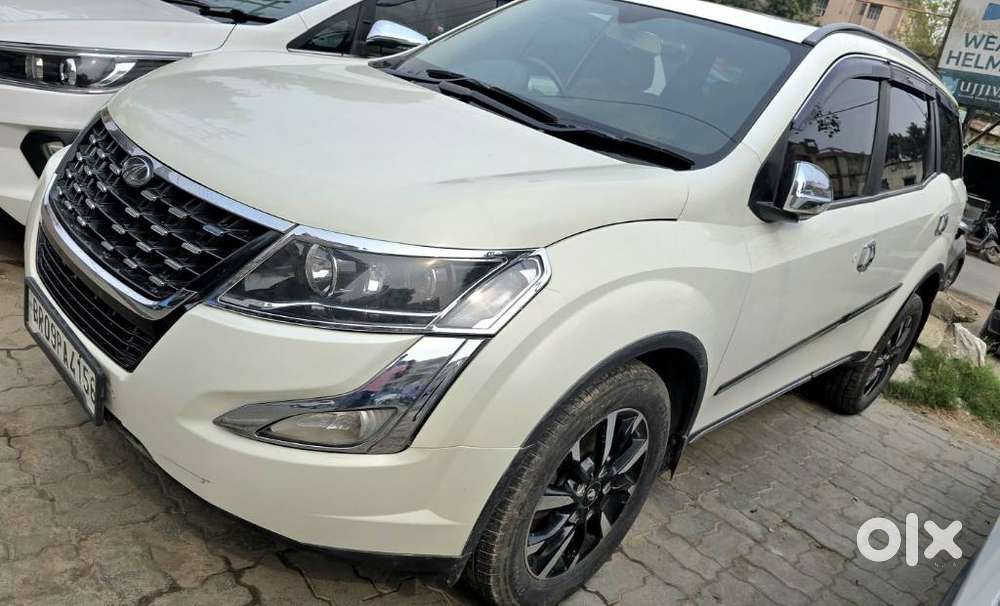 Mahindra Xuv500 W11 Option, 2019, Diesel