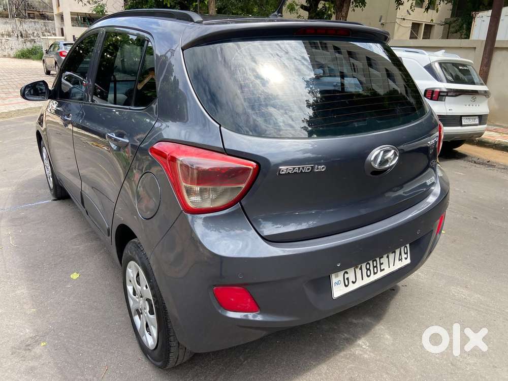 Hyundai Grand I10 1.2 Crdi Sportz, 2015, Diesel