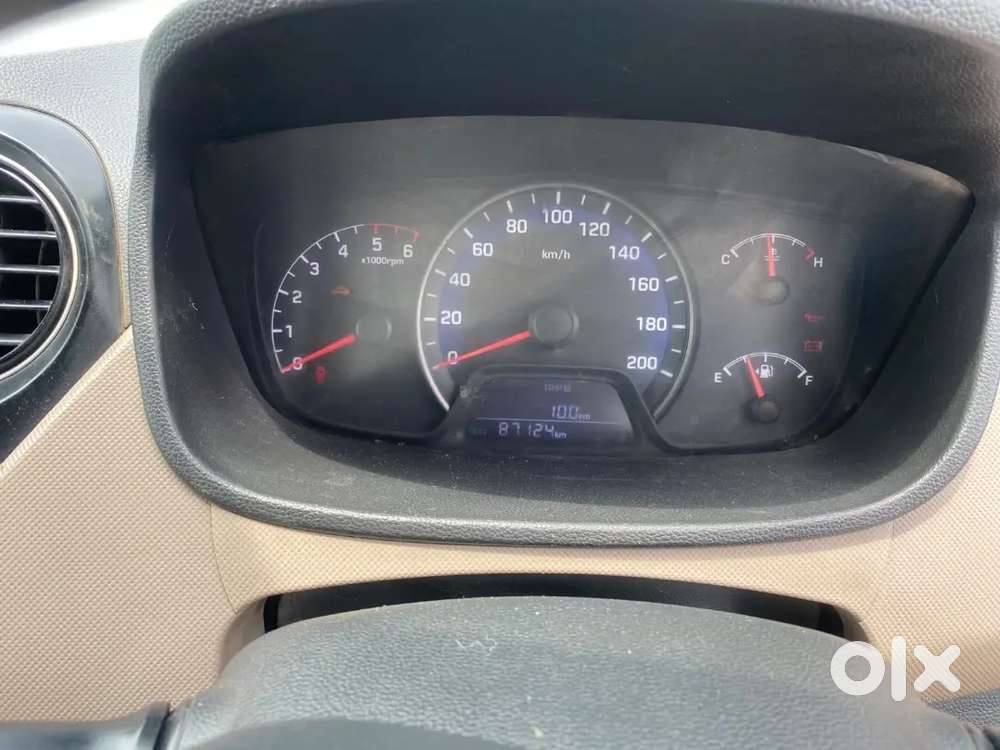 Hyundai Xcent डीज़ल 2015