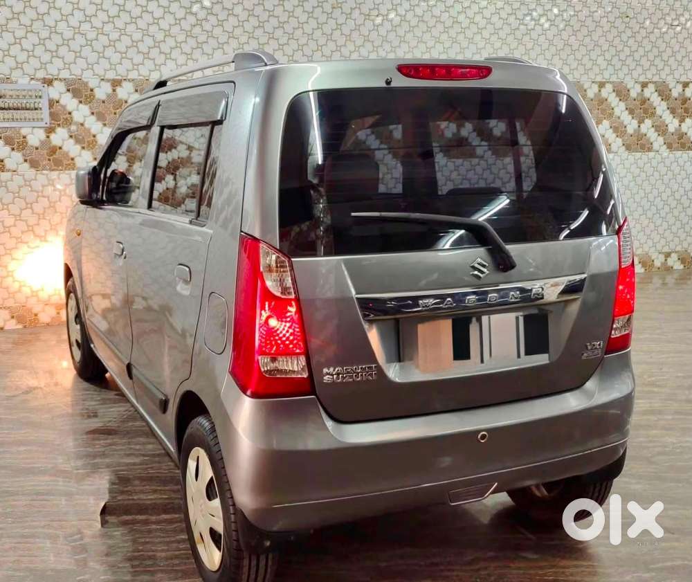 Maruti Suzuki Wagon R 1.0 Vxi Amt, 2018, Petrol