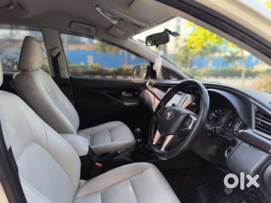 Toyota Innova Crysta