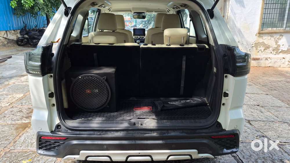 Toyota Innova Hycross 2.0 Vx Hybrid 7 Str, 2024, Petrol