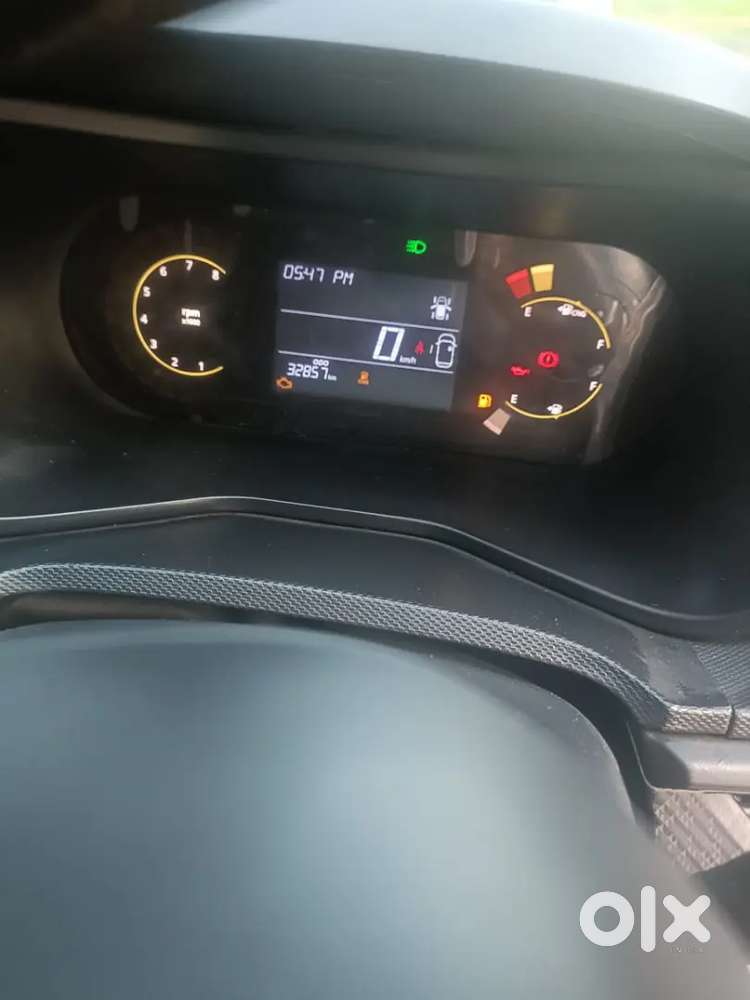 Tata Nexon Pure Plus 2025