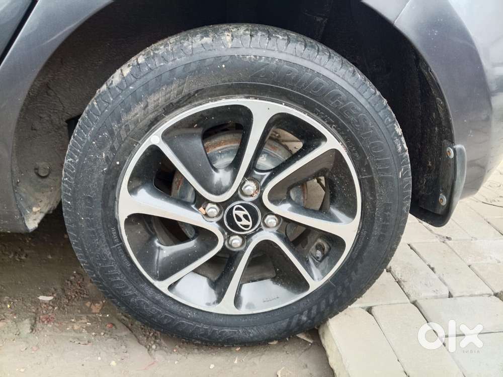 Hyundai Grand I10 Sportz (o) 1.2 At Vtvt, 2017, Petrol
