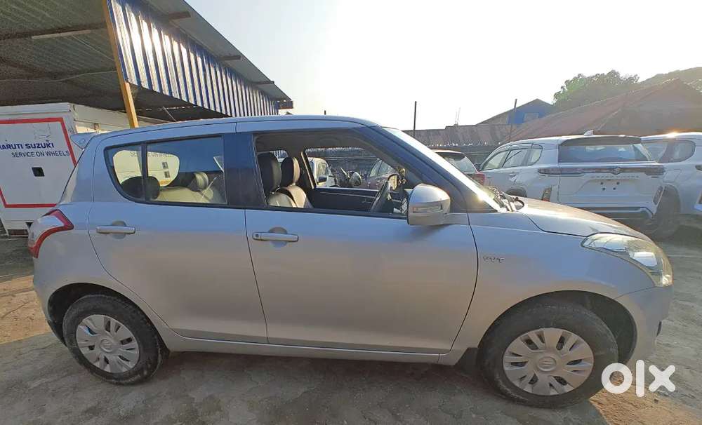 Maruti Suzuki Swift 2012 Vxi