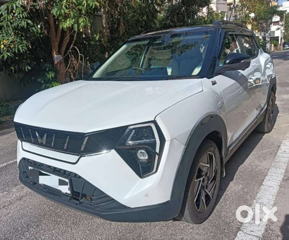 Mahindra XUV 3XO AX7L 1.2 Petrol AT (PG), 2024, Petrol