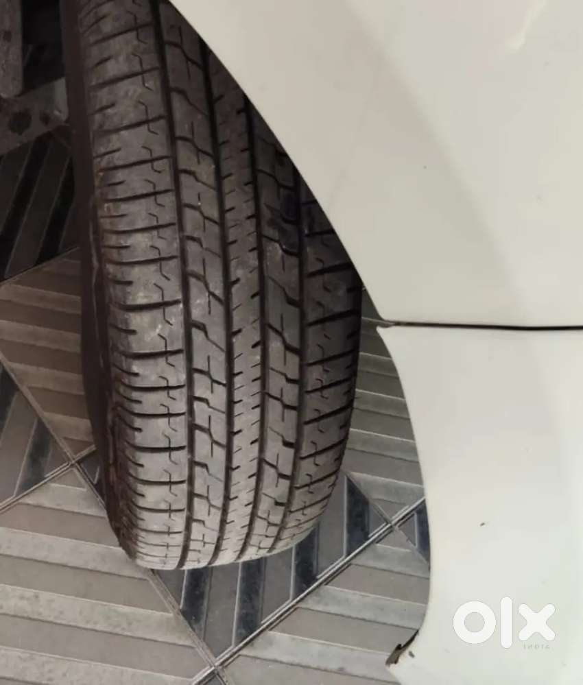 Toyota Innova Crysta 2019 Diesel 235000 Km Driven Quarter Tax Vehicle