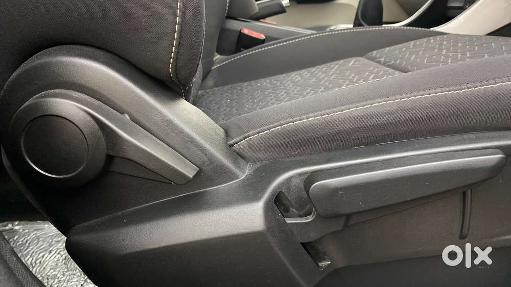 Tata Altroz Xz, 2022, Petrol