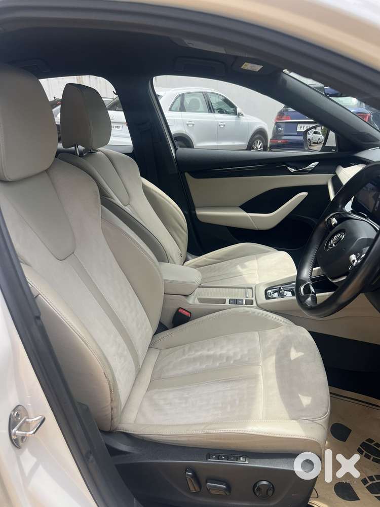 Skoda Octavia 2.0 Style Tsi At, 2019, Petrol