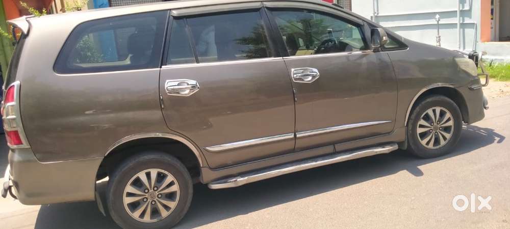 Toyota Innova 2015 Diesel Car