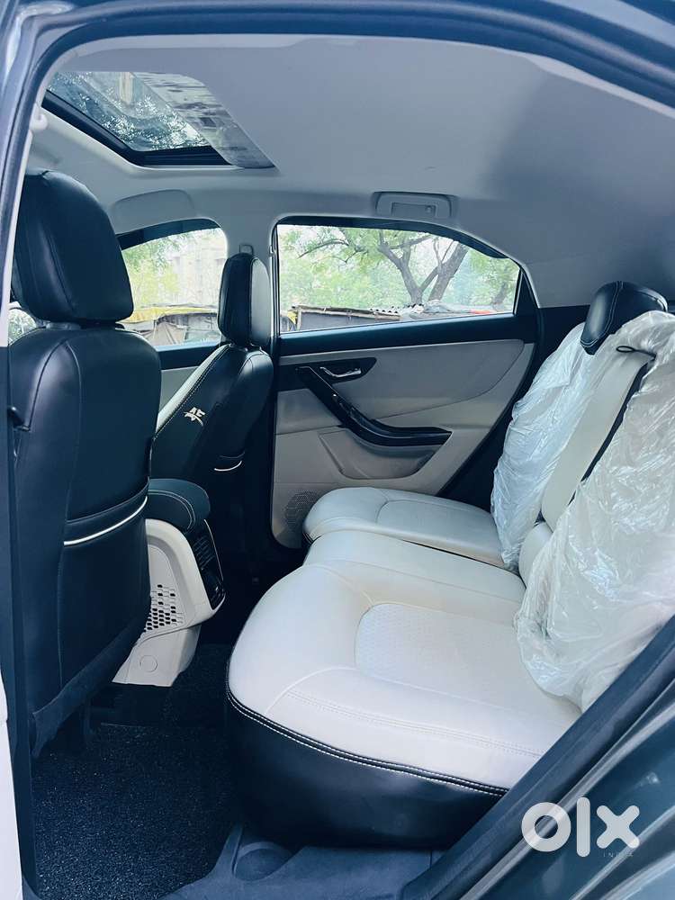 Tata Nexon, 2023, Petrol