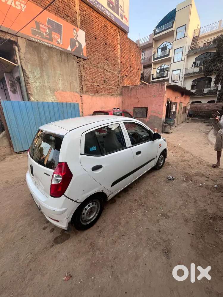 Hyundai I10 2015 Petrol 30000 Km Driven