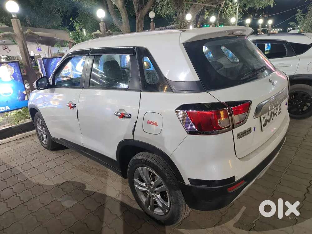Maruti Suzuki Brezza 2017 Diesel 132000 Km Driven