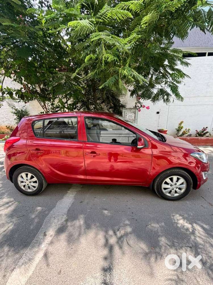 Hyundai I20 Sportz 1.2 Bs-iv, 2014, Diesel