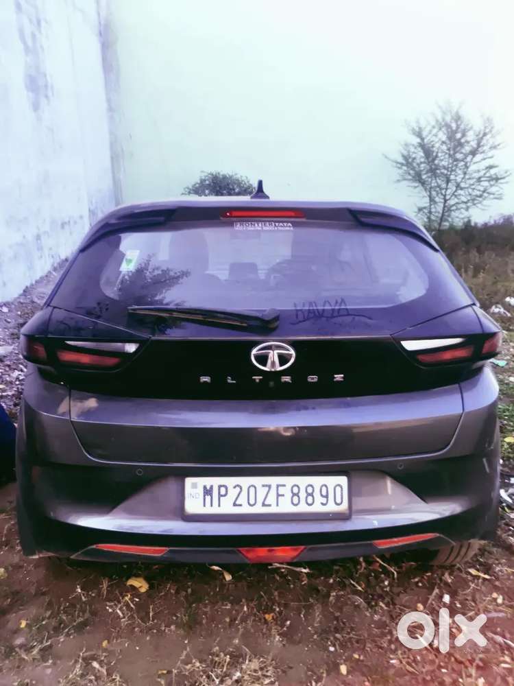 Tata Altroz 2023 Petrol 15000 Km Jdriven