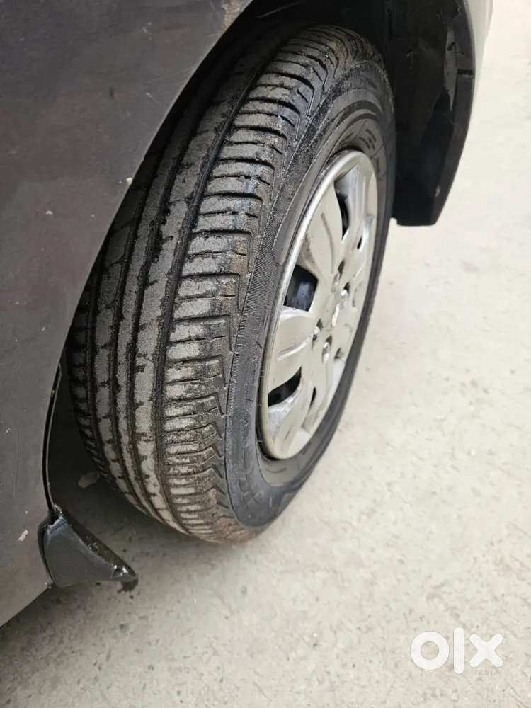 All Original 2nd Owner New Tyr Petrol Cng