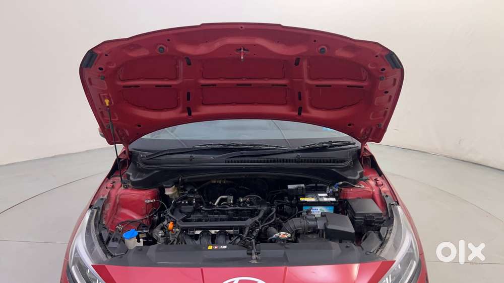 Hyundai New I20 1.2 Asta (o) Ivt, 2023, Petrol