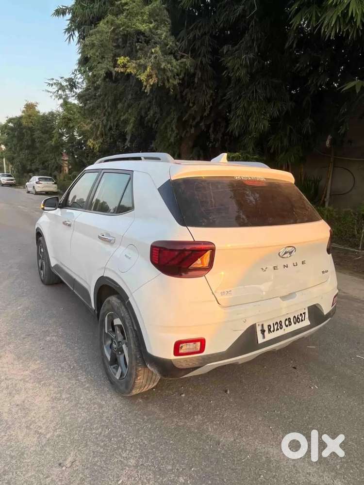 Hyundai Venue Sx Plus Turbo Dct, 2019, Petrol