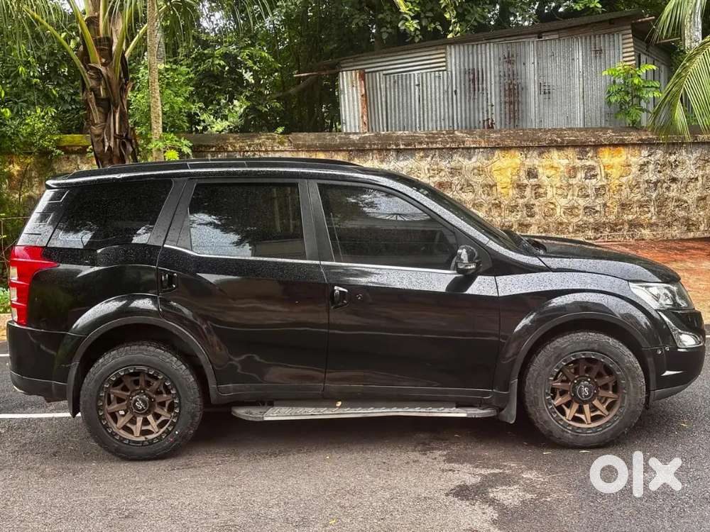 Mahindra Xuv500 2.2 W10 2018