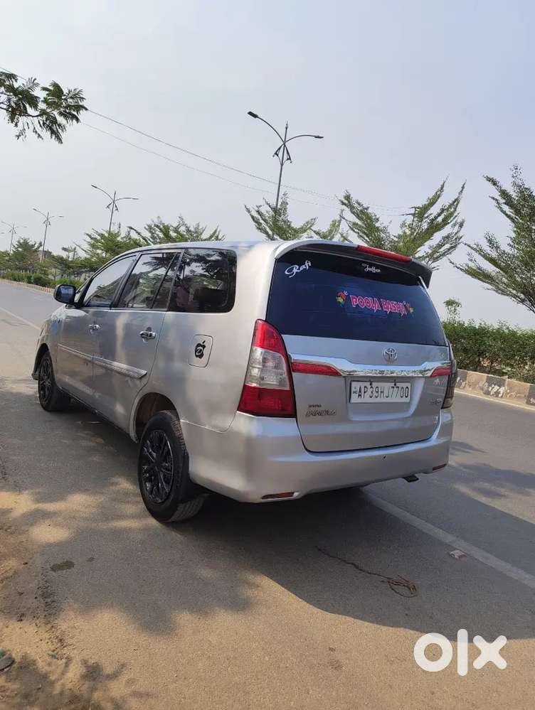 Toyota Innova 2015 Diesel 223918 Km Driven