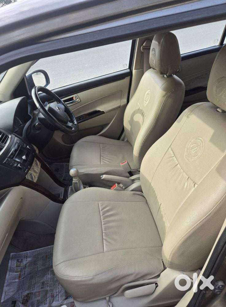 Maruti Suzuki Swift Dzire 1.2 Vxi Bsiv, 2015, Petrol
