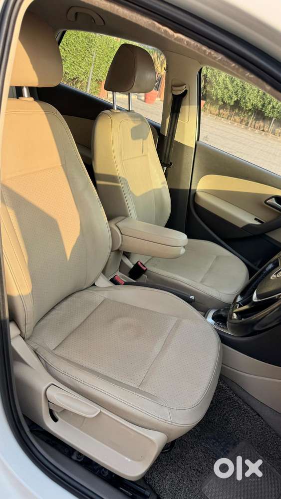 Volkswagen Vento 1.2 Tsi Highline Plus At, 2017, Petrol